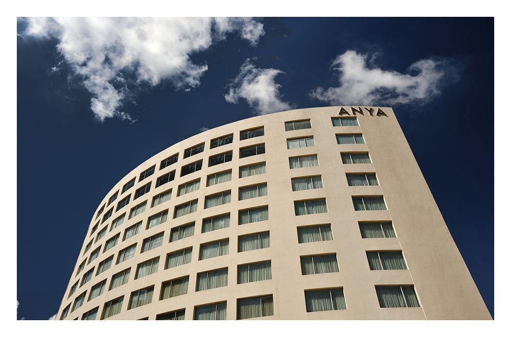 The Anya Hotel-Golf Course Road Ґурґаон Екстер'єр фото