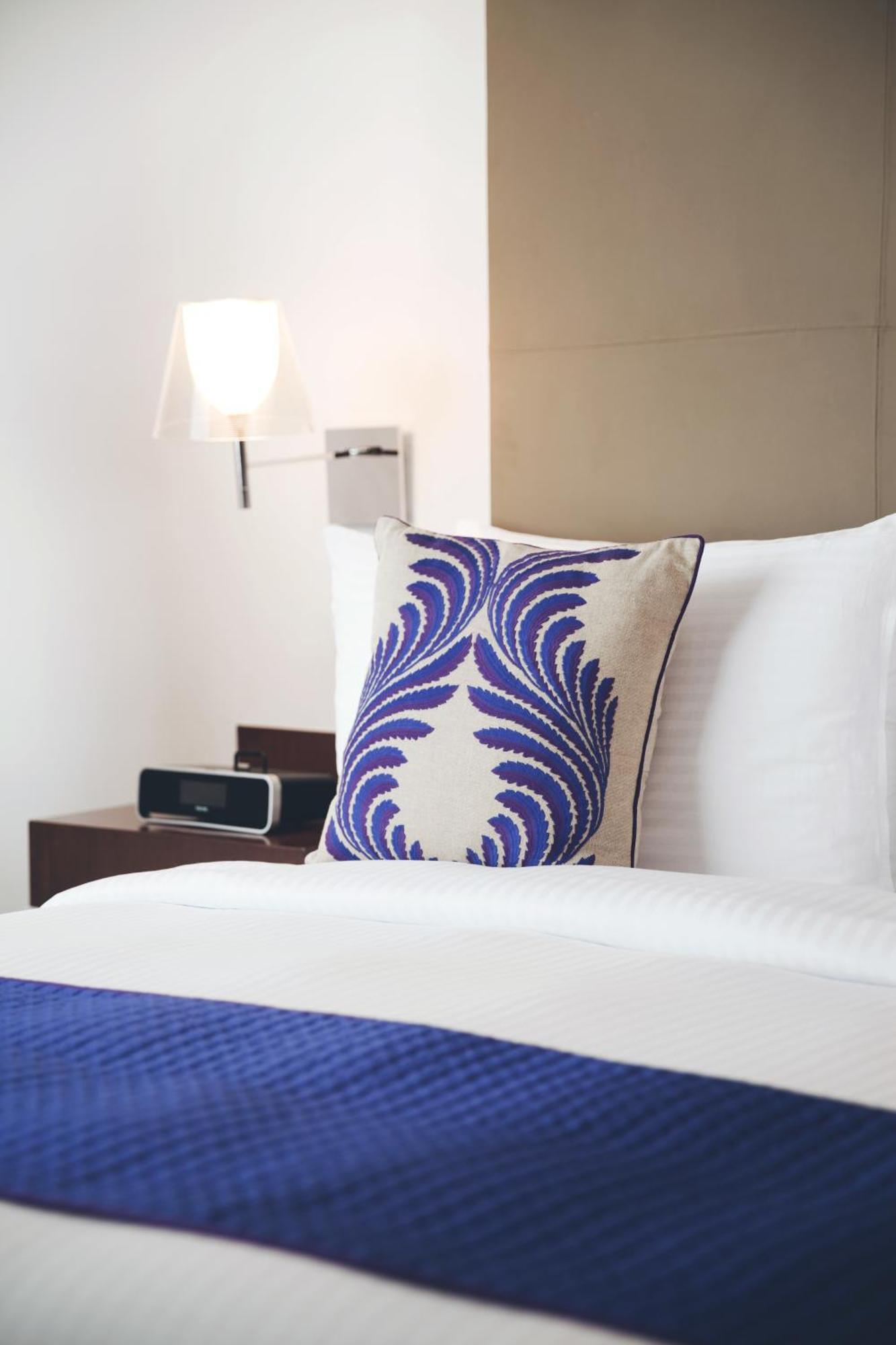 The Anya Hotel-Golf Course Road Ґурґаон Екстер'єр фото
