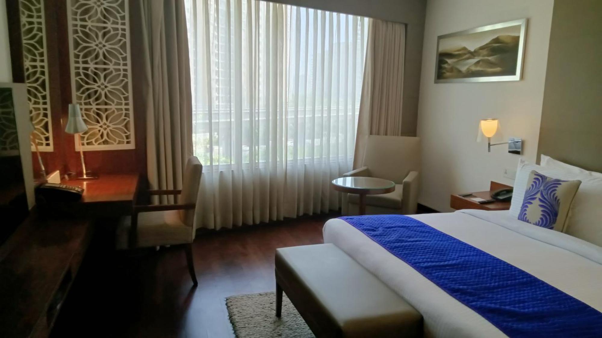 The Anya Hotel-Golf Course Road Ґурґаон Екстер'єр фото