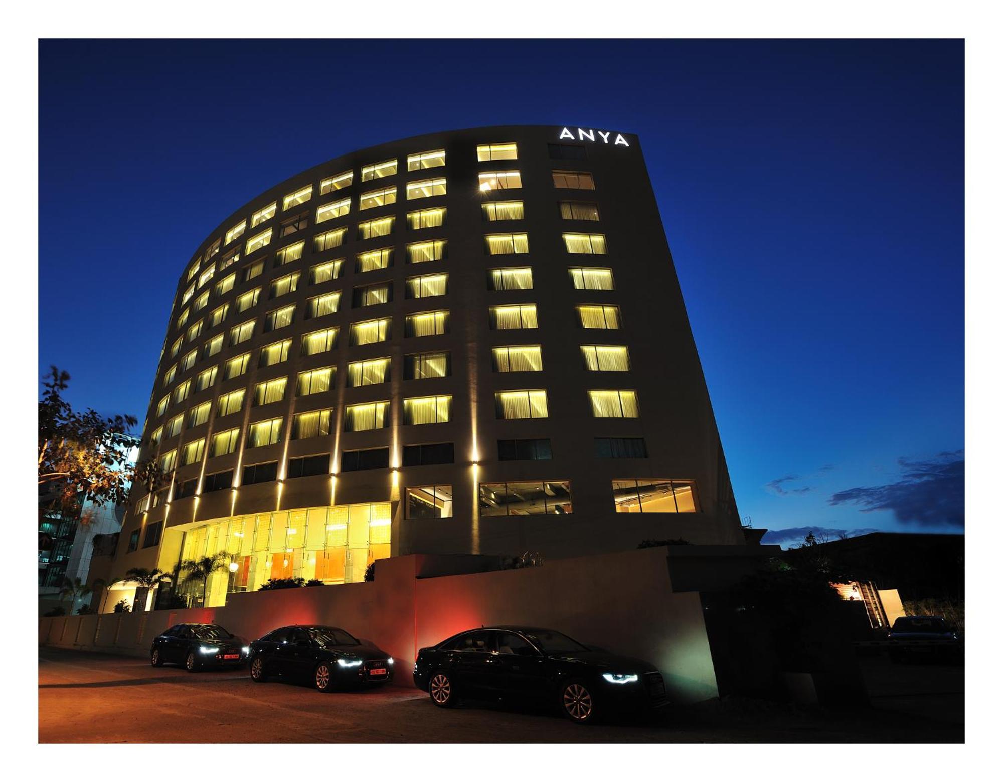 The Anya Hotel-Golf Course Road Ґурґаон Екстер'єр фото