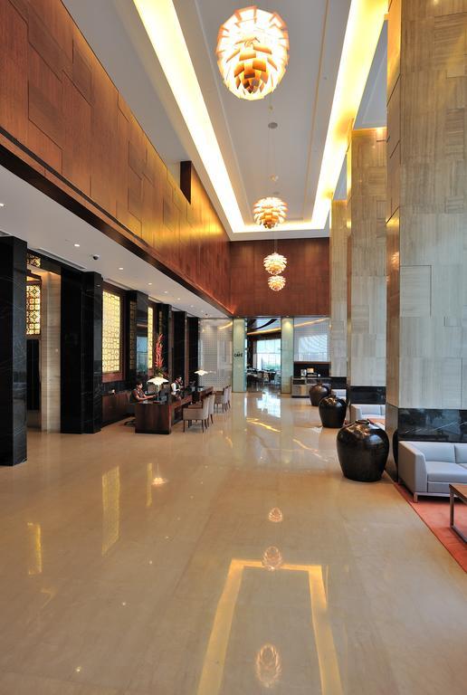 The Anya Hotel-Golf Course Road Ґурґаон Екстер'єр фото