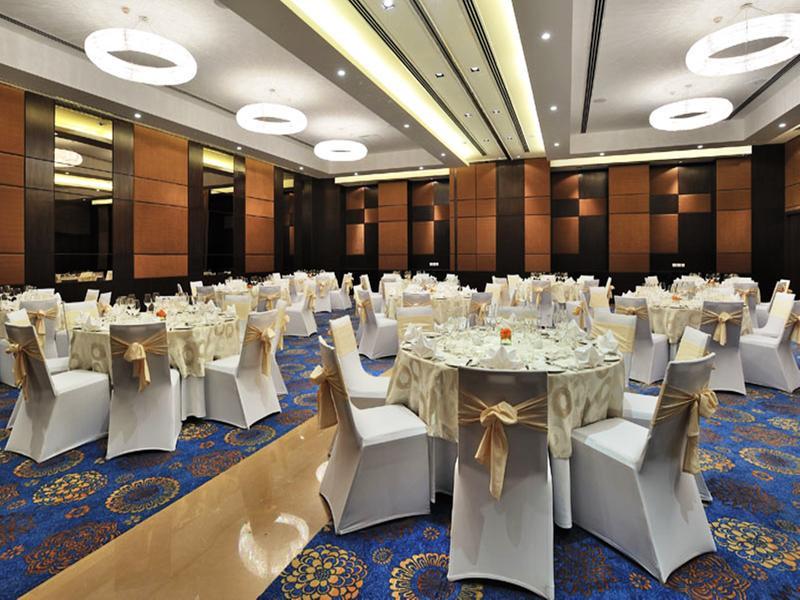 The Anya Hotel-Golf Course Road Ґурґаон Екстер'єр фото
