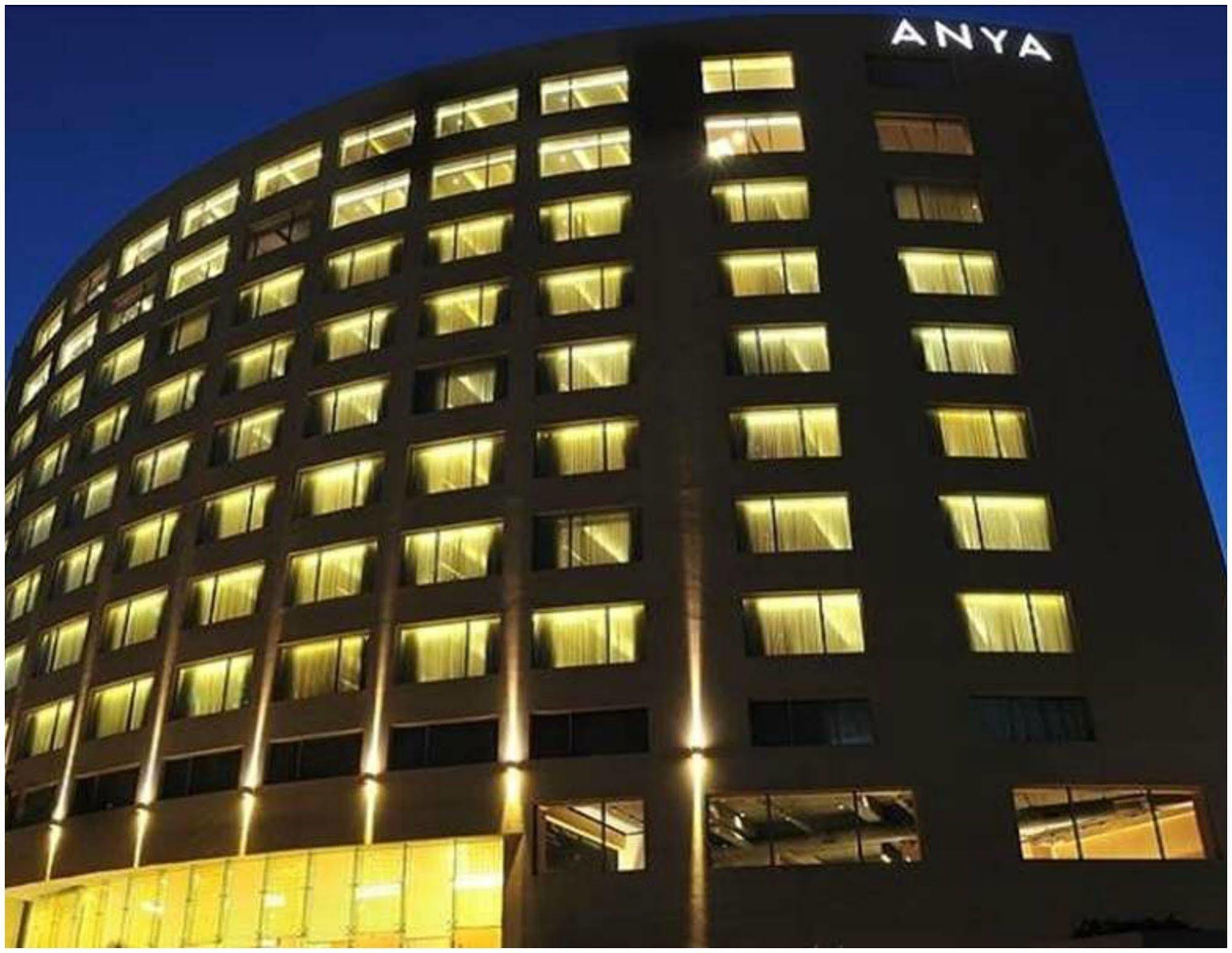 The Anya Hotel-Golf Course Road Ґурґаон Екстер'єр фото